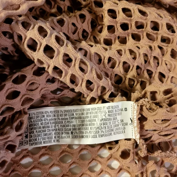 Forever 21 Fish-Net Top - Picture 5 of 5